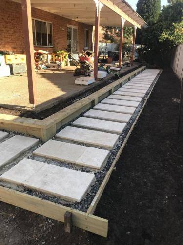 Abbotsbury fresh perspective landscapes structural landscaping blue mountains landscape construction timber screen paving excavation pots retaining wall planting 11