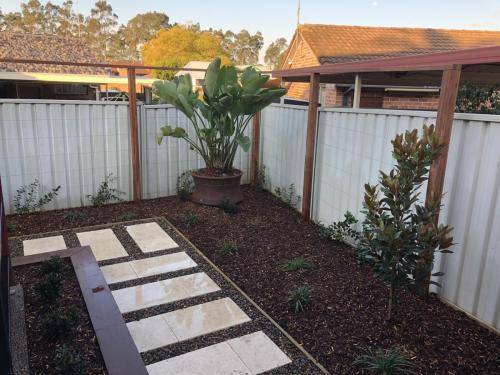 Abbotsbury fresh perspective landscapes structural landscaping blue mountains landscape construction timber screen paving excavation pots retaining wall planting 18