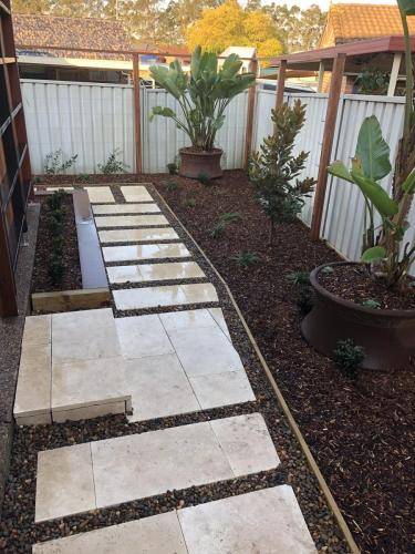 Abbotsbury fresh perspective landscapes structural landscaping blue mountains landscape construction timber screen paving excavation pots retaining wall planting 20