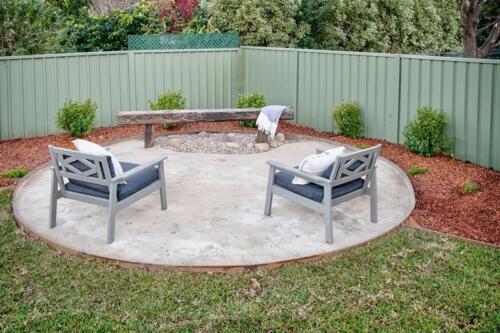 Circle Fire Pit Area