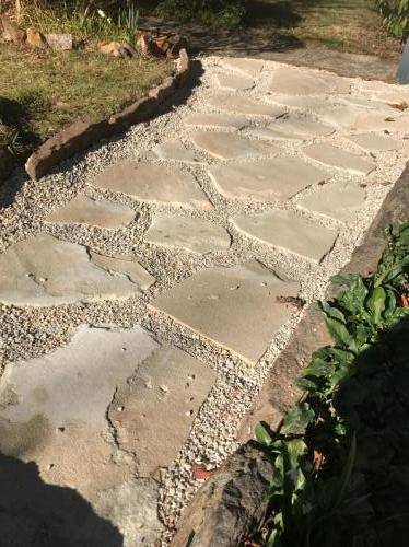 Leura project - sandstone flagging pathway