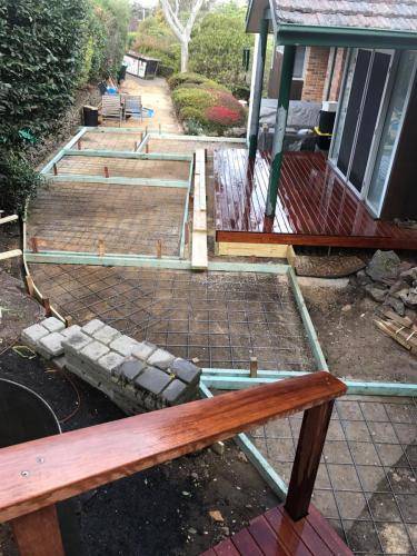 Timber stairs decking pathway landscape construction blue mountains Leura fresh Perspective Landscapes corten pots concrete custom-06 small
