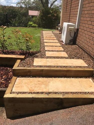 Winmalee retaining wall sloping block paving sandstone turf landscape construction blue mountains structural fresh perspective landscapes Winmalee 1